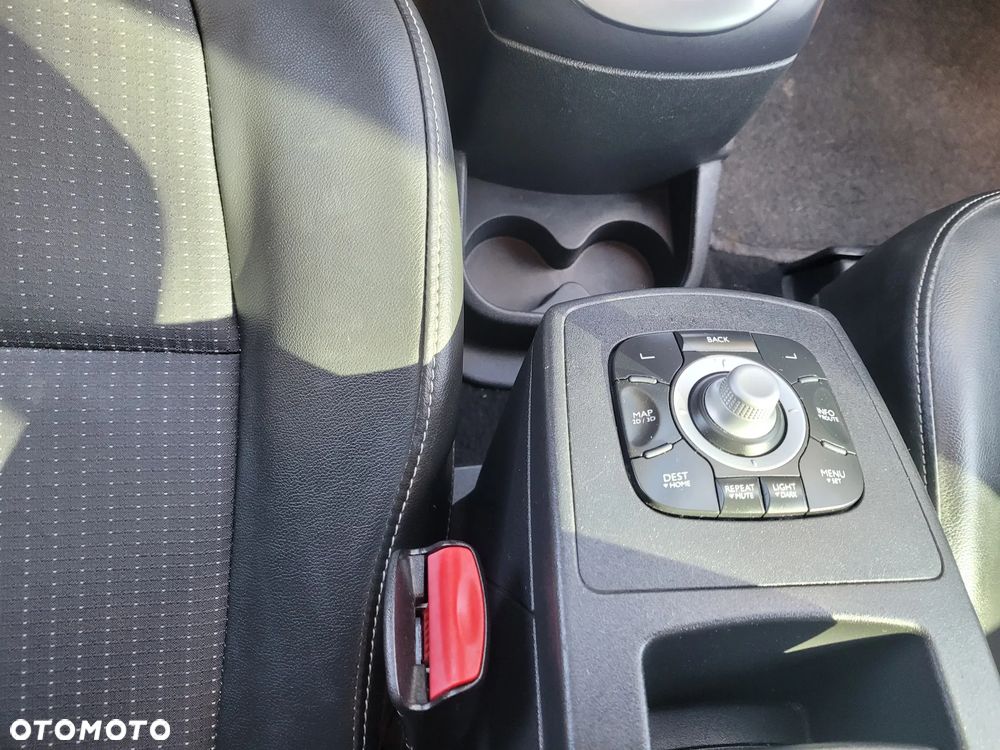 Renault Scenic 1.6 dCi Energy Bose Edition - 17