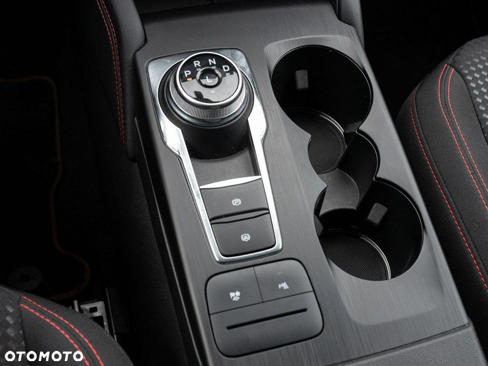 Ford Kuga - 16