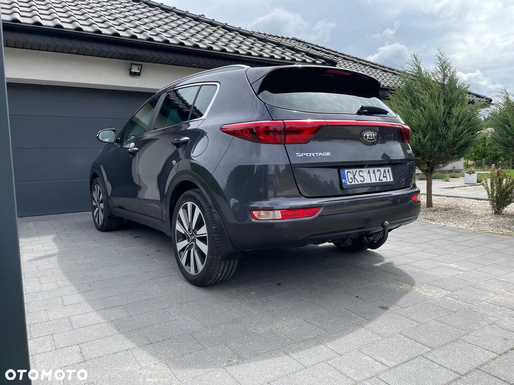 Kia Sportage 1.7 CRDI 2WD ISG Dream-Team Edition - 6
