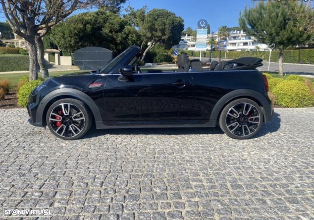 MINI Cabrio John Cooper Works Plus Auto Desportiva - 2