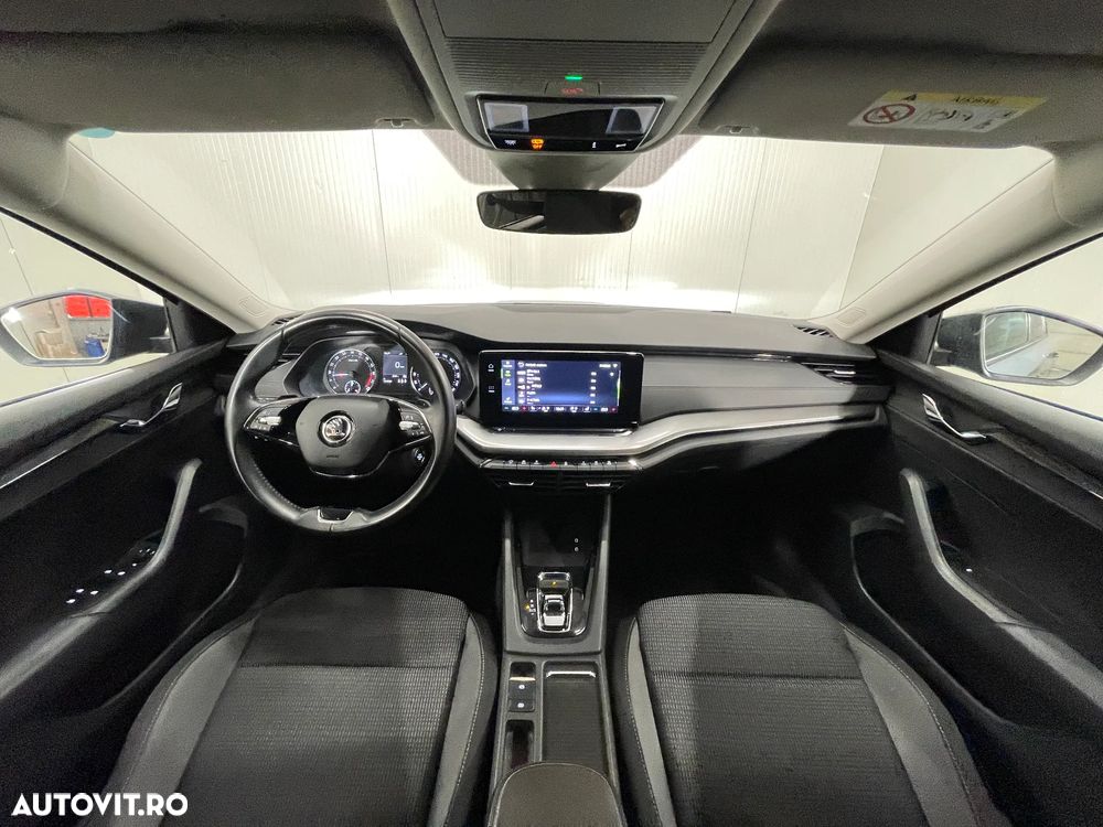 Skoda Octavia 2.0 TDI DSG Ambition - 8