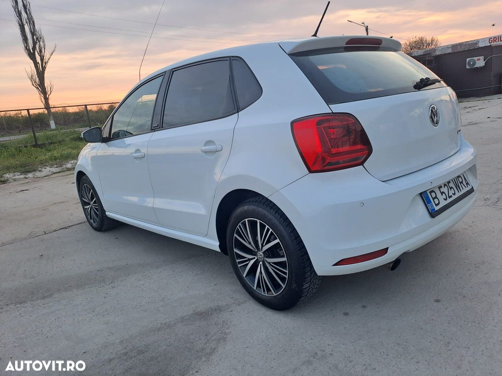 VOLKSWAGEN Polo 2016 — imagine 8