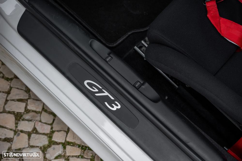 Porsche 911 (996) GT3 - 7
