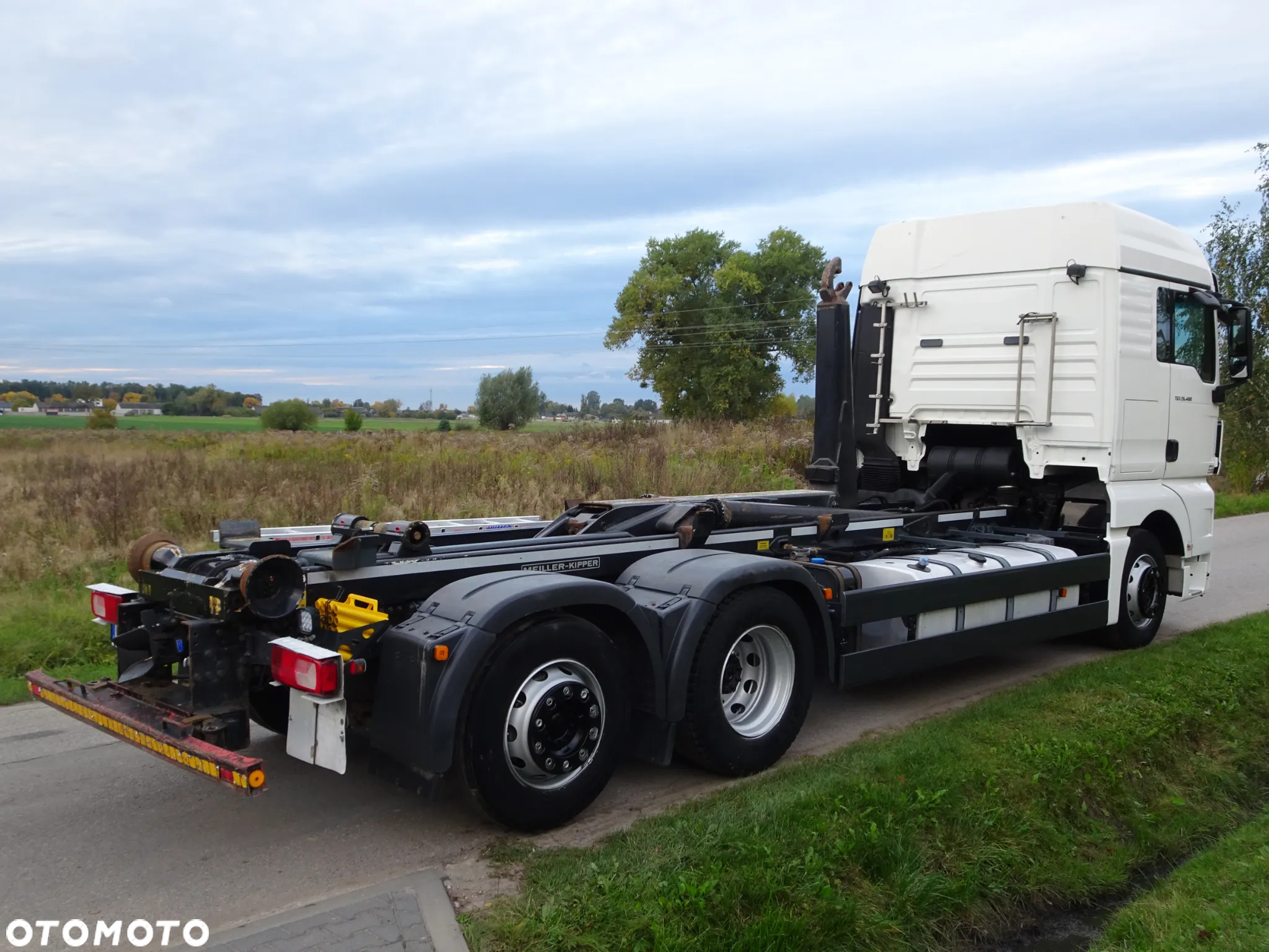 MAN TGS 26.440 6x2 hakowiec Meiller RK 20/70 idealny mały przebieg os skretna - 9