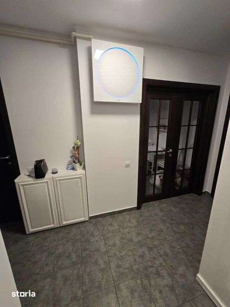 Inchiriez Apartament cu 2 camere bloc nou — fotografia 3