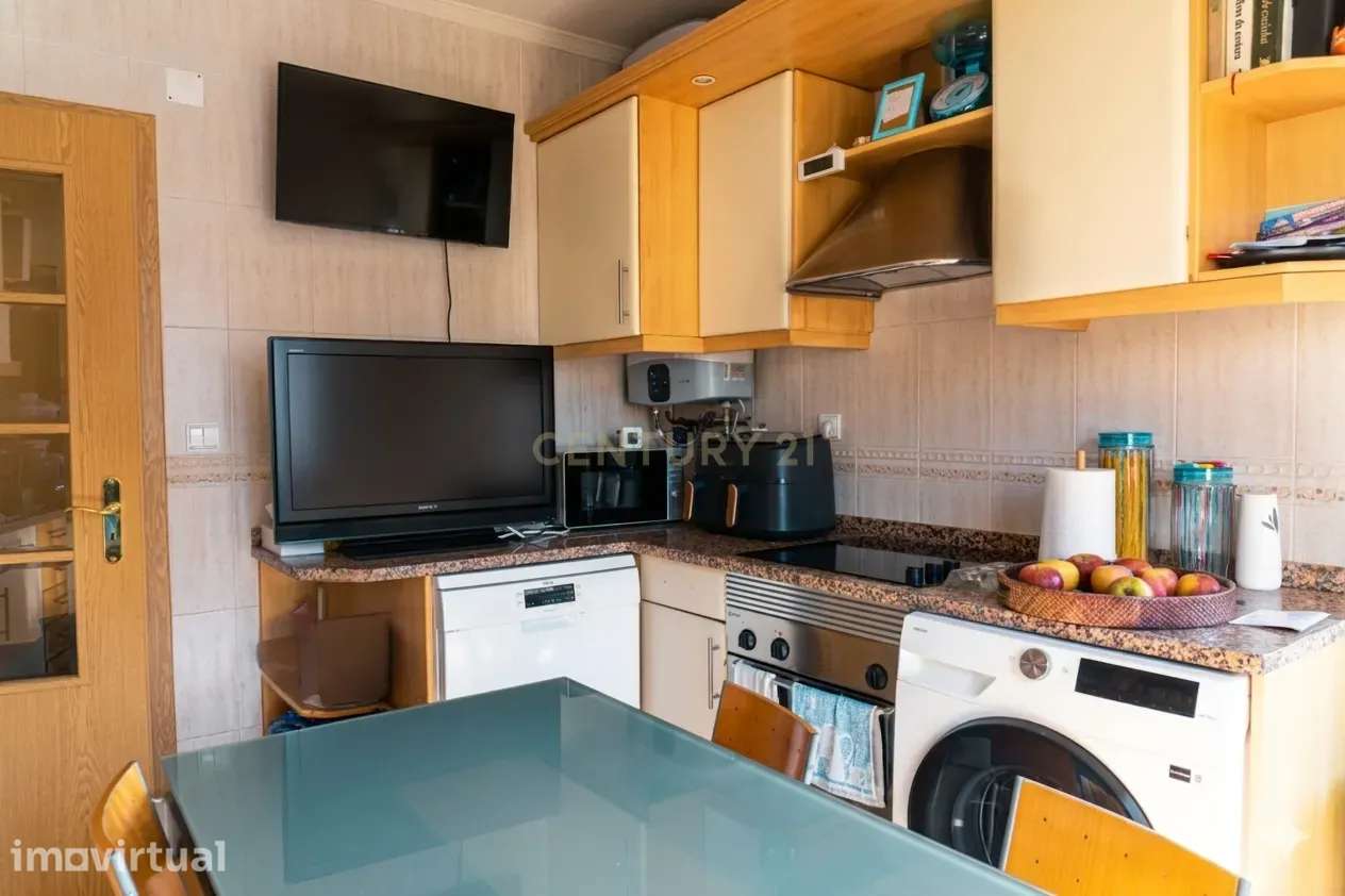 Apartamento T3 duplex em Carregado -Alenquer, União das Freguesias de - Grande imagem: 3/23