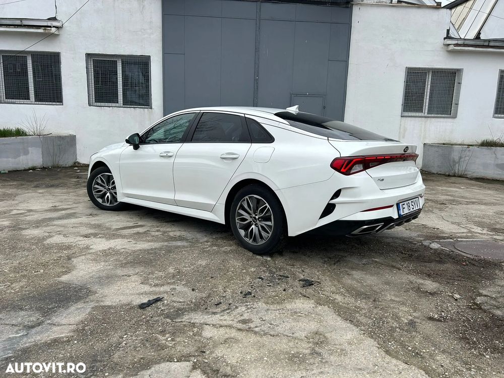 Kia K5 - 6