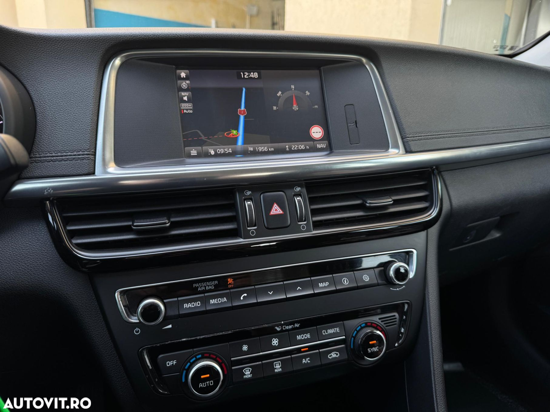 Kia Optima - 11