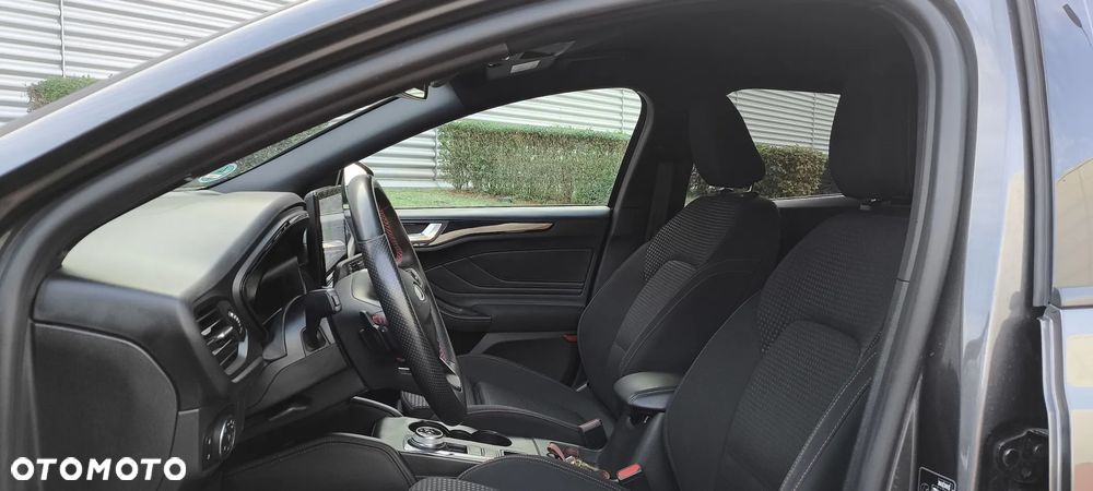 Ford Focus 1.5 EcoBlue ST-Line - 17