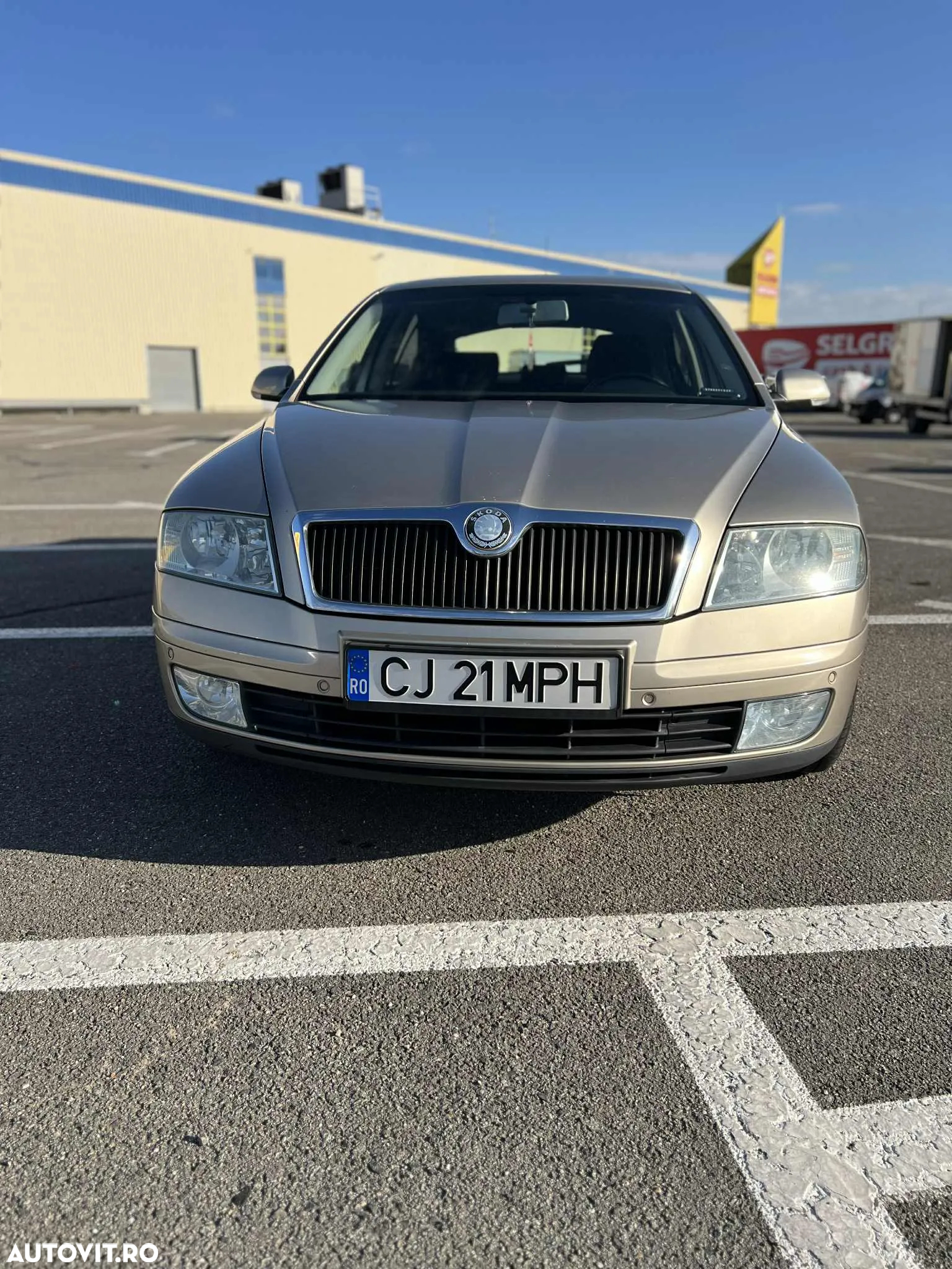 Skoda Octavia 2.0 FSI Trend - 3