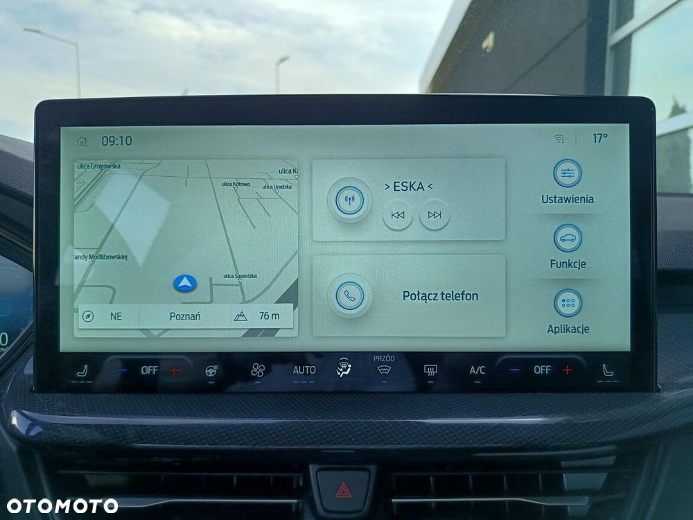 Ford Focus 1.0 EcoBoost mHEV ST-Line X - 28