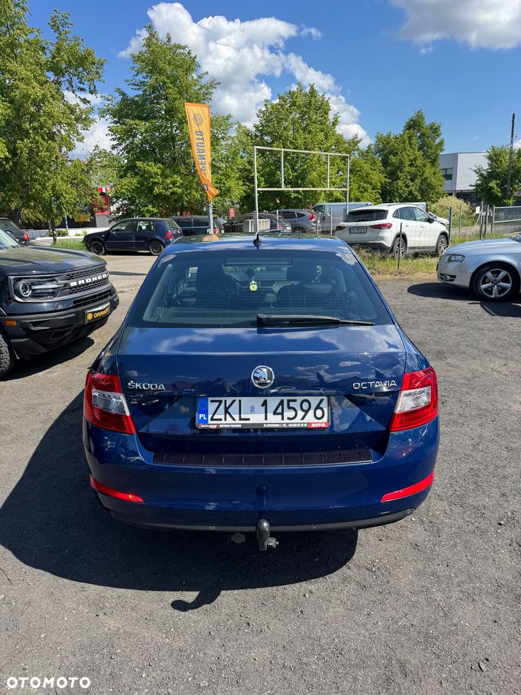 Skoda Octavia 1.6 TDI Elegance DSG - 6