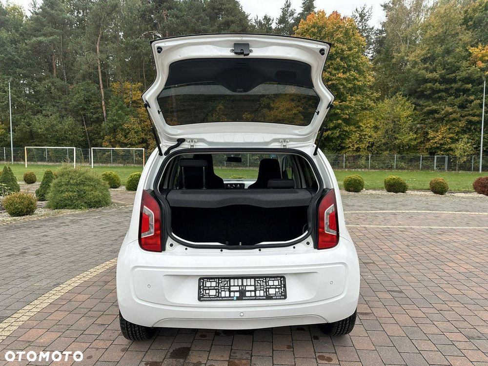 Volkswagen up! - 12