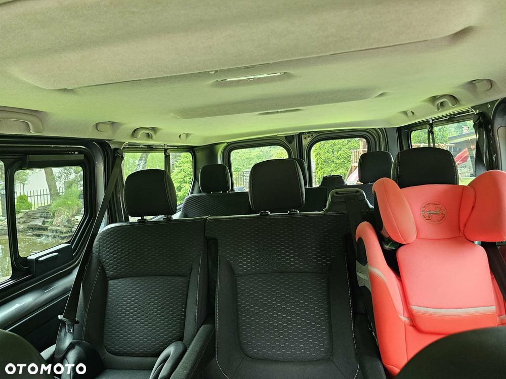 Opel Vivaro L2H1 2,9t Elegance Business - 14