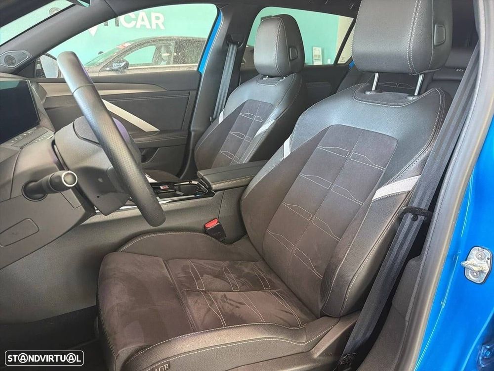Opel Astra Sports Tourer 1.2 T GS - 9