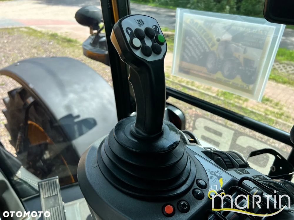 JCB Fastrac 4190 - 15