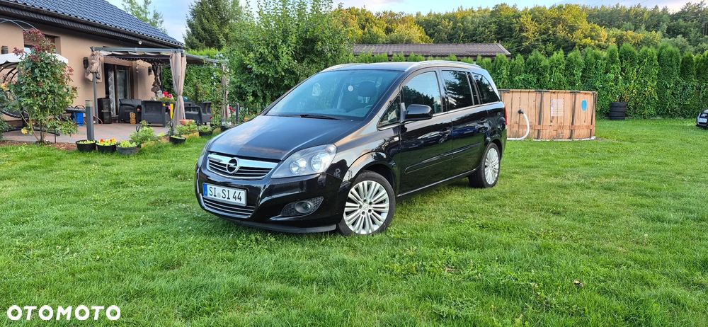 Opel Zafira - 1