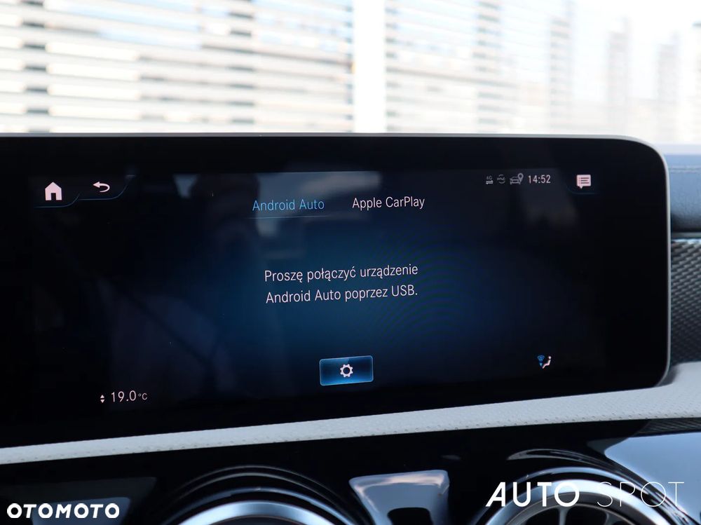 Mercedes-Benz CLA 220 4-Matic 7G-DCT - 30