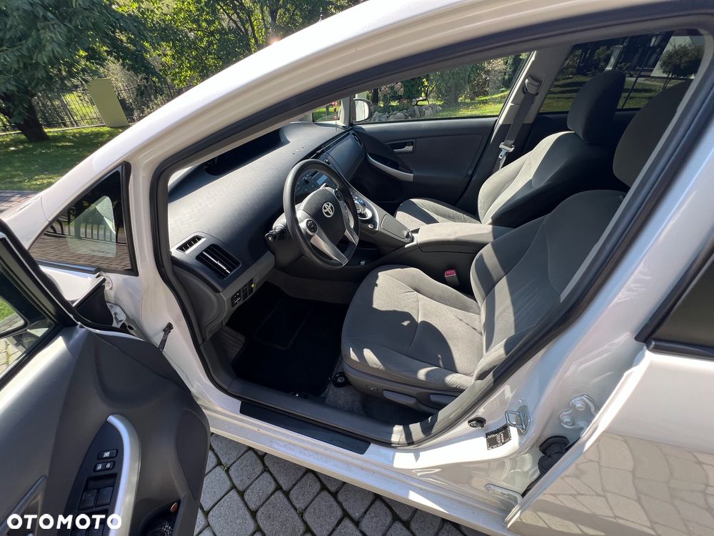 Toyota Prius - 9