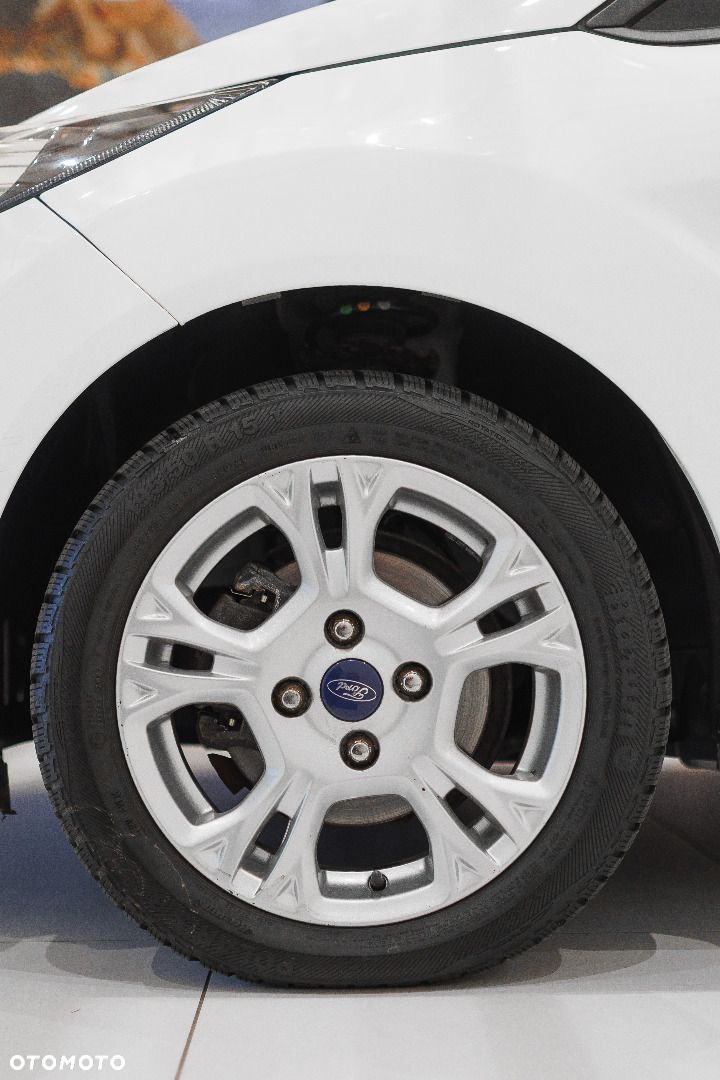 Ford Fiesta - 16