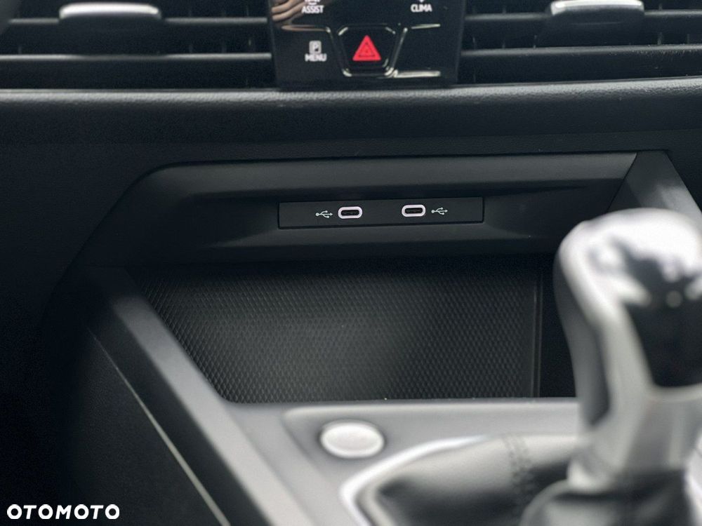 Volkswagen Golf 1.0 TSI Active - 22