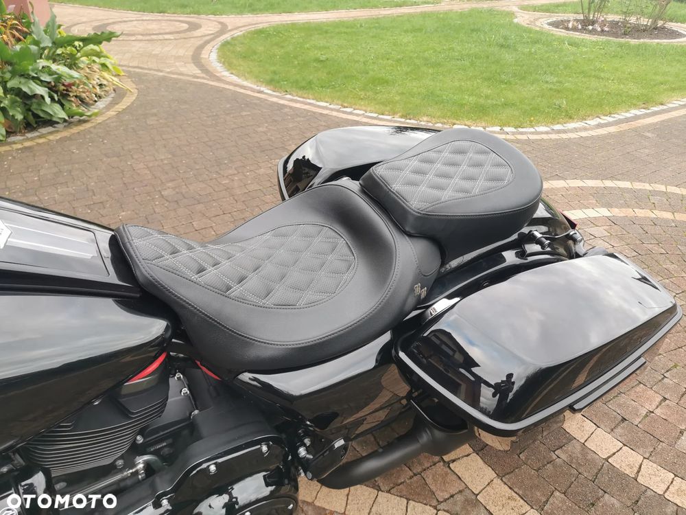 Harley-Davidson Touring Road King - 11