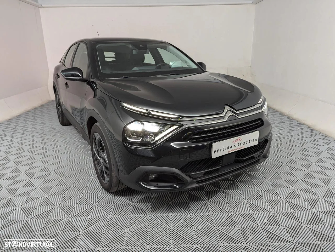 Citroën C4 1.2 PureTech Plus - 2