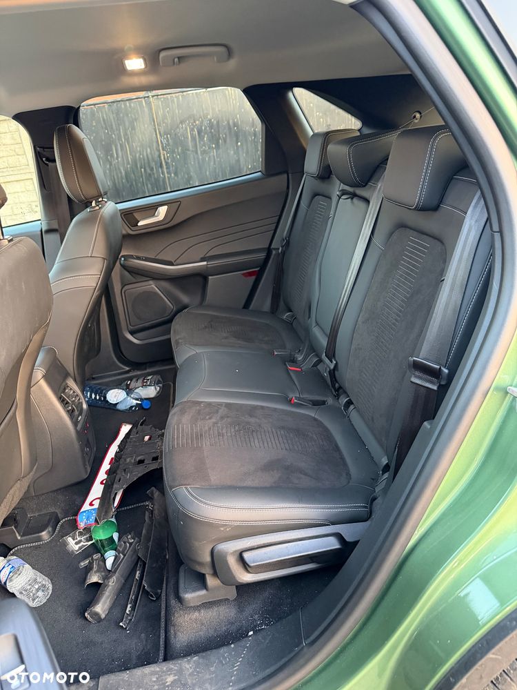 Ford Kuga 2.5 FHEV AWD Active eCVT - 23