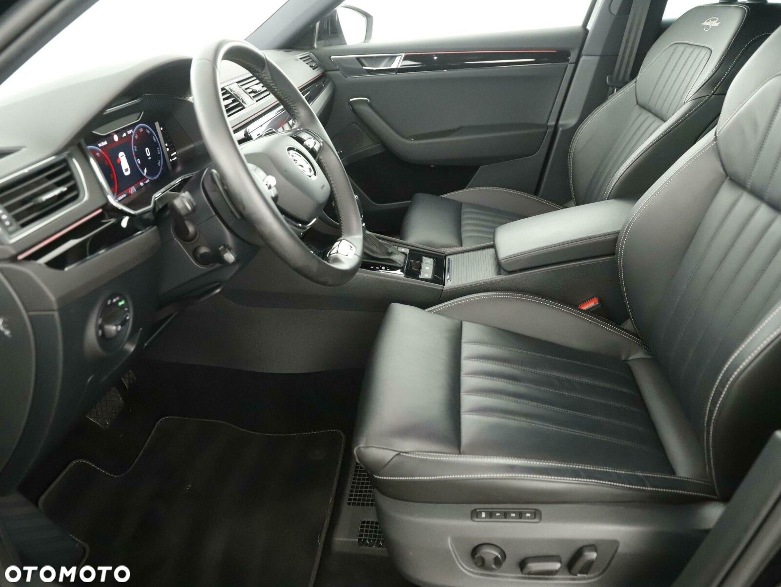 Skoda Superb 2.0 TDI SCR L&K DSG - 12