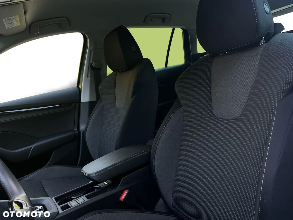 Skoda Octavia 2.0 TDI Ambition DSG - 11