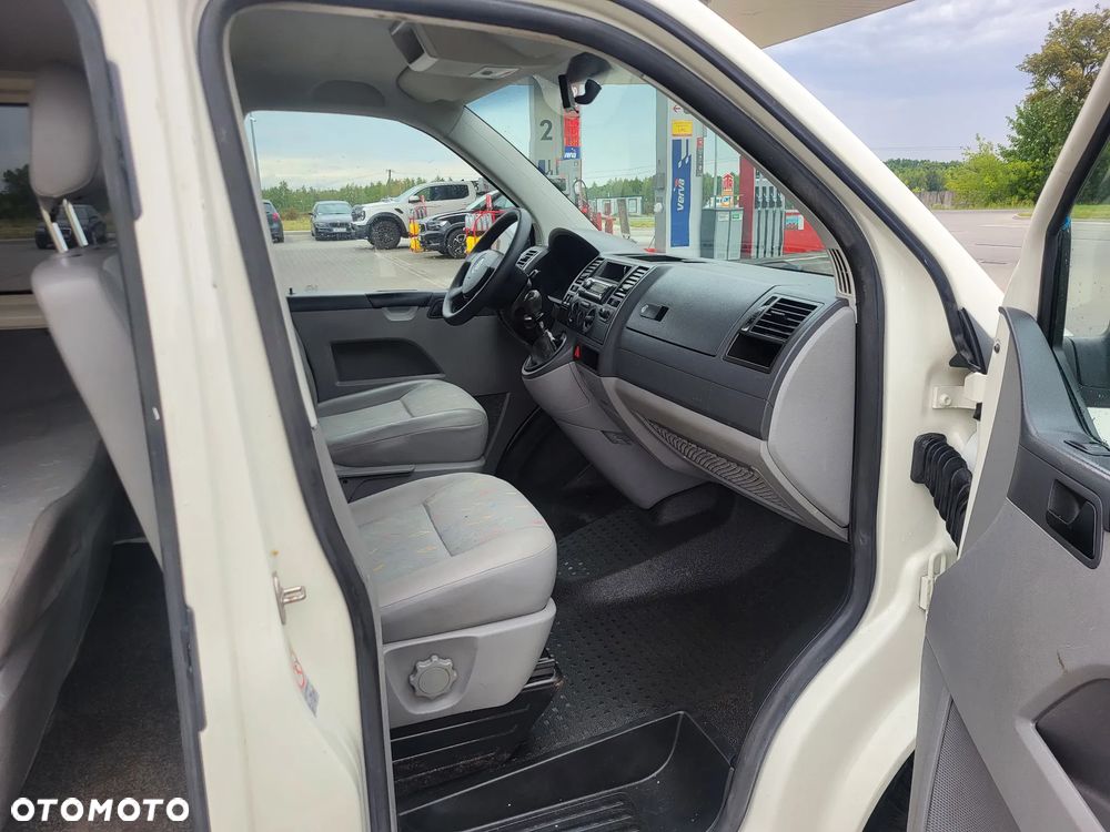 Volkswagen Transporter - 23
