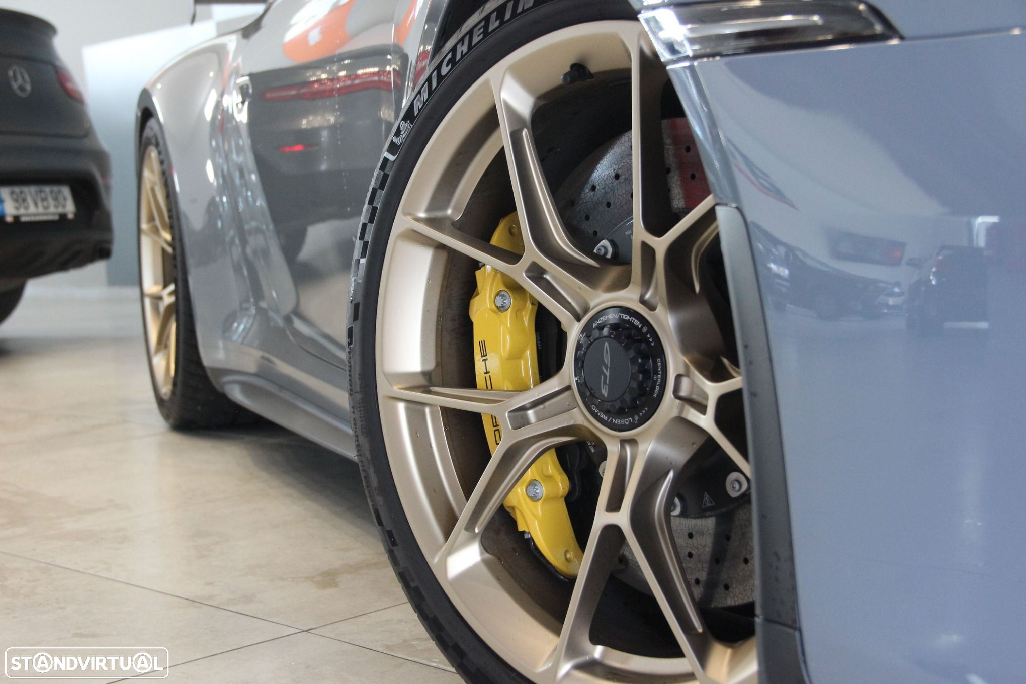 Porsche 911 (992) - 3