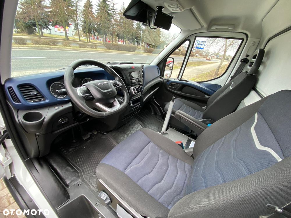 Iveco DAILY 35-140 HI-MATIC KONTENER CHŁODNIA MROŹNIA NISKI PRZEBIEG - 35