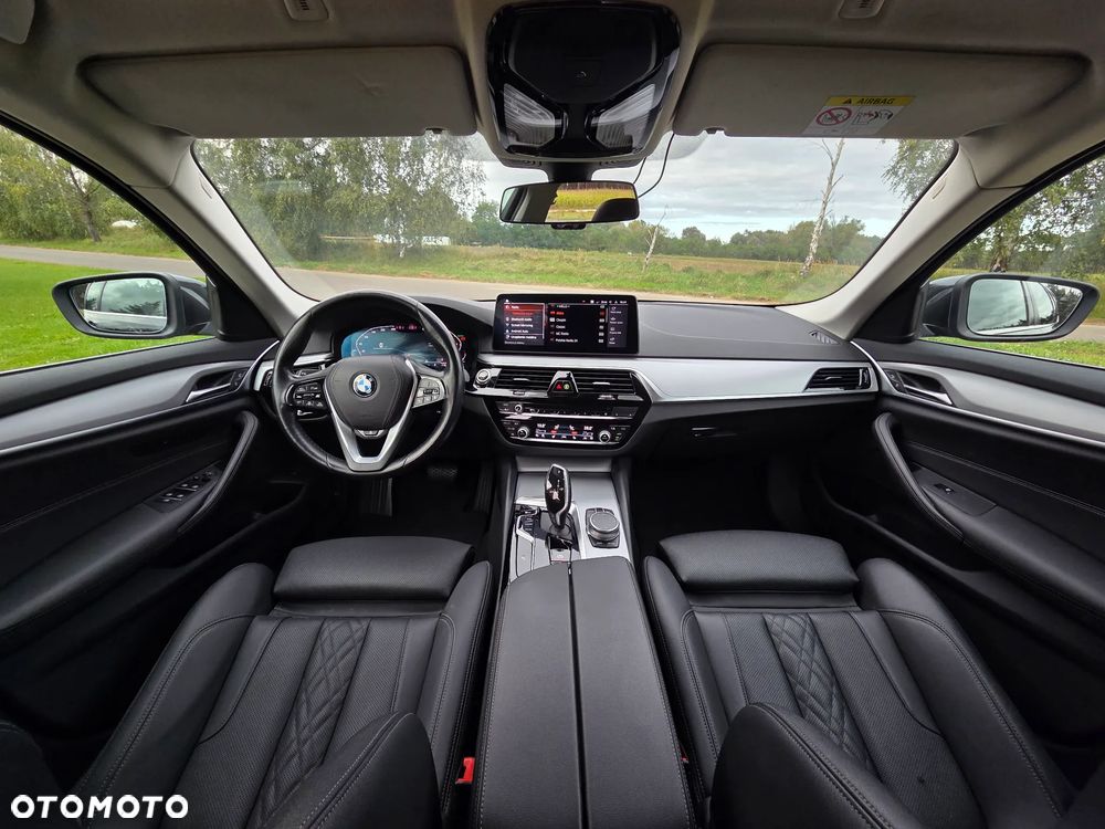 BMW Seria 5 520d - 14