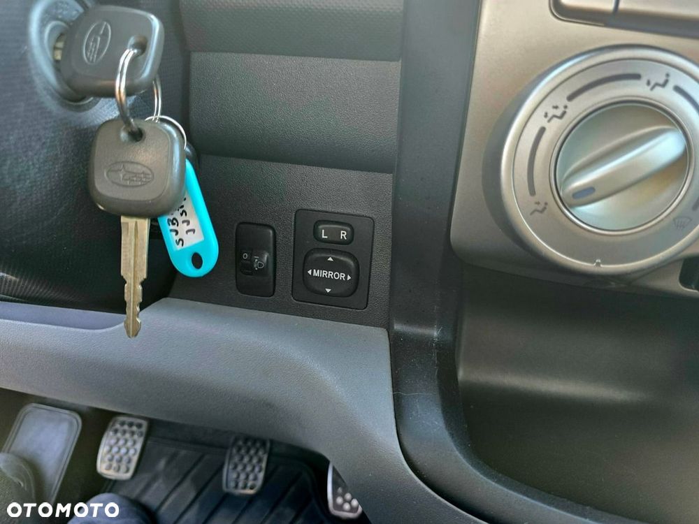 Subaru Justy - 32