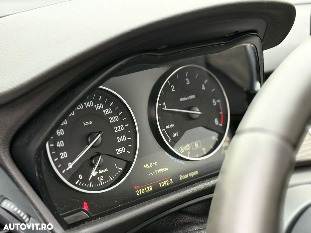 BMW Seria 2 218d - 23