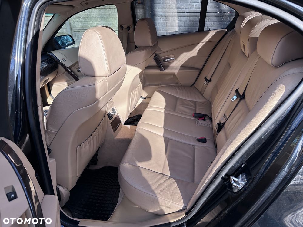 BMW Seria 5 - 8