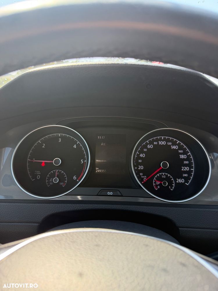 Volkswagen Golf 2.0 TDI DSG 4Motion - 17