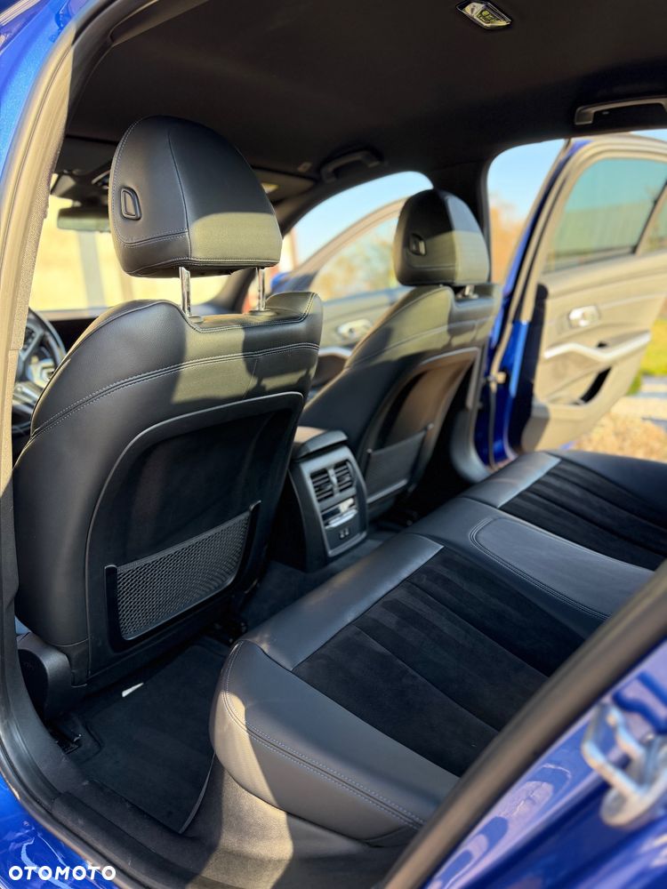 BMW Seria 3 320d xDrive MHEV M Sport sport - 9