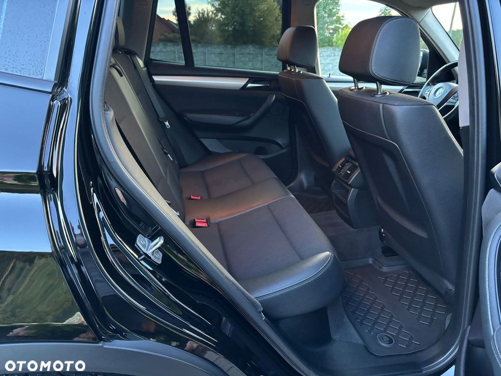BMW X3 xDrive20d - 13