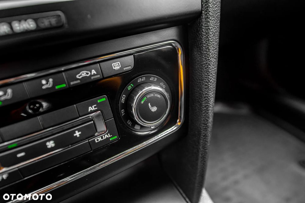 Skoda Superb 3.6 FSI 4x4 Elegance DSG - 27