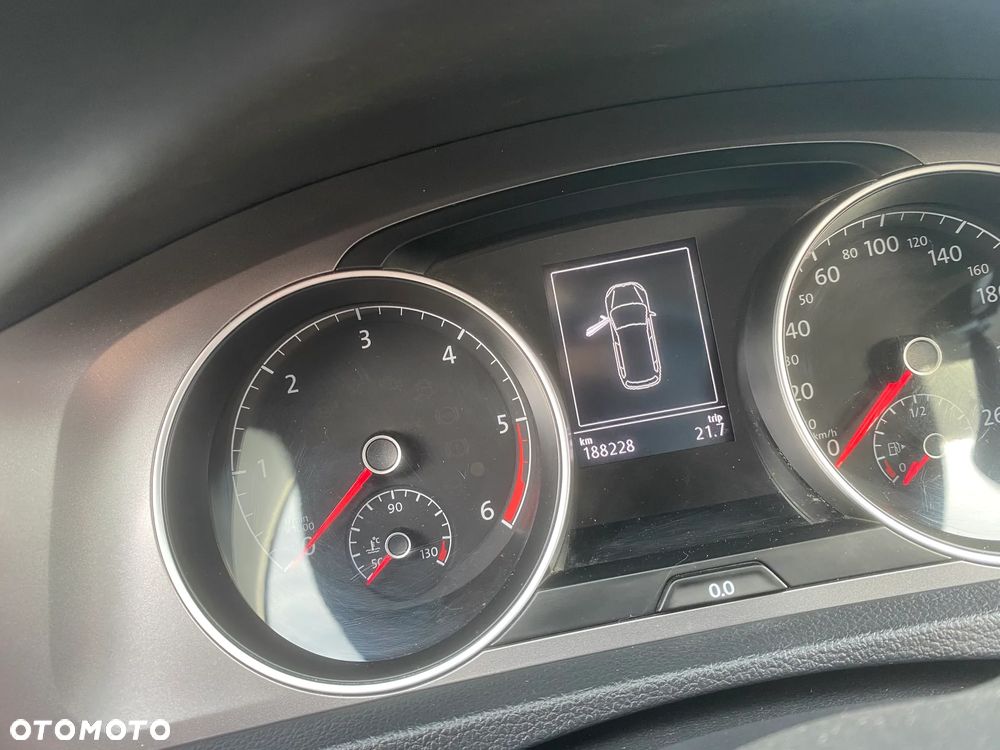 Volkswagen Golf 1.6 TDI BlueMotion Trendline - 7