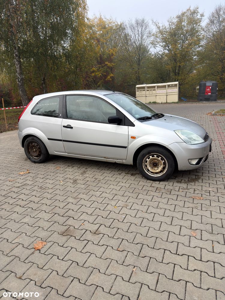 Ford Fiesta - 2
