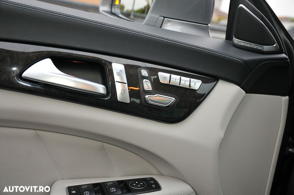 Mercedes-Benz CLS 350 CDI 4Matic 7G-TRONIC - 22