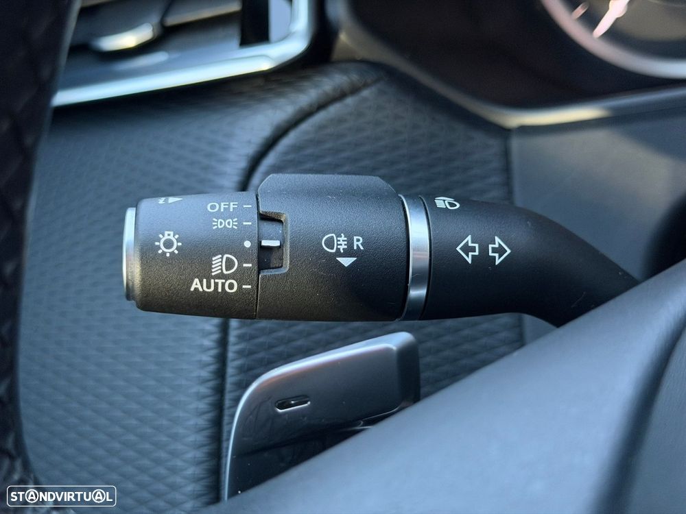 Land Rover Range Rover Velar 2.0 D200 AWD R-Dynamic SE - 31