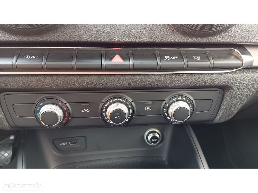 Audi A3 Sportback 30 TDI - 14