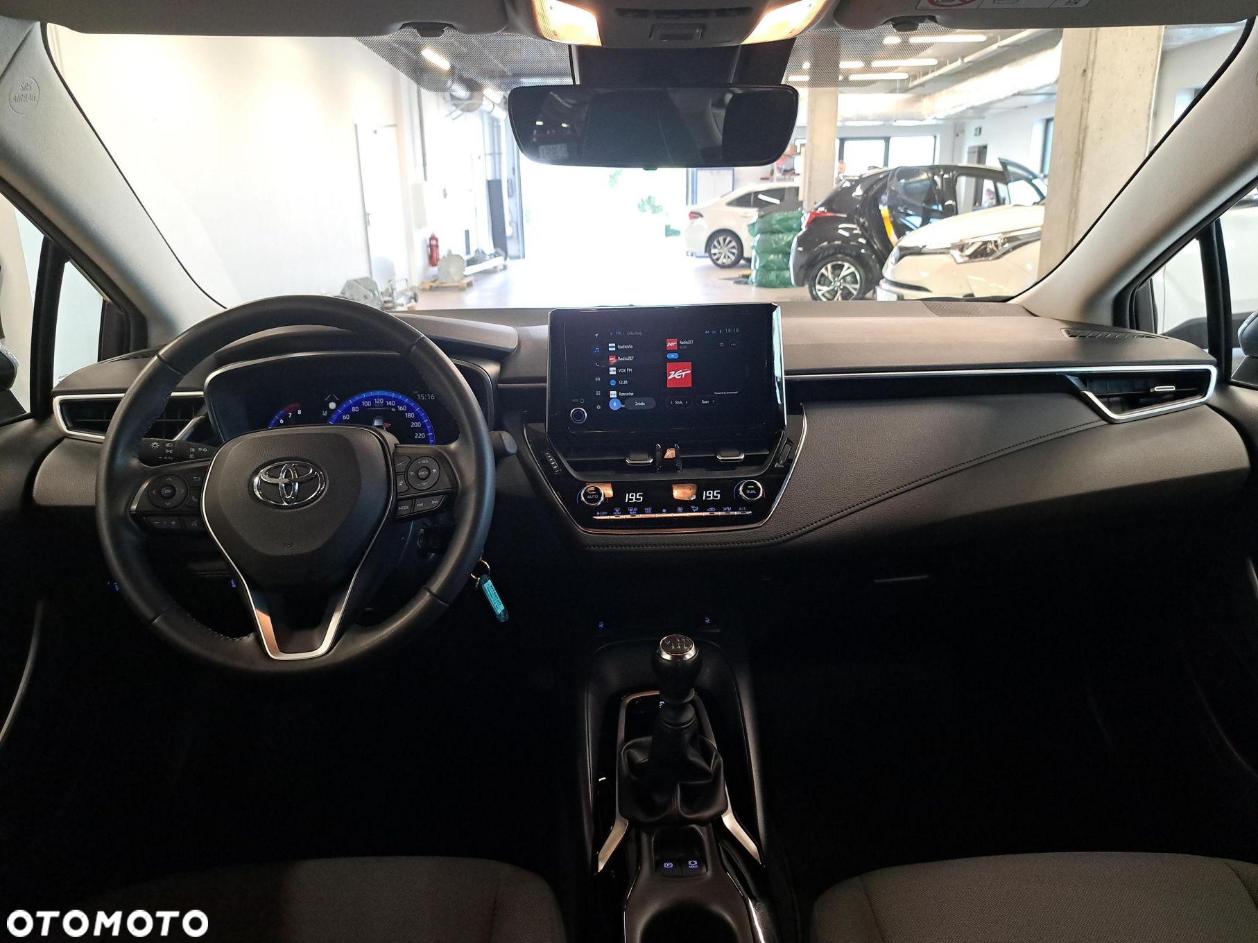 Toyota Corolla - 11