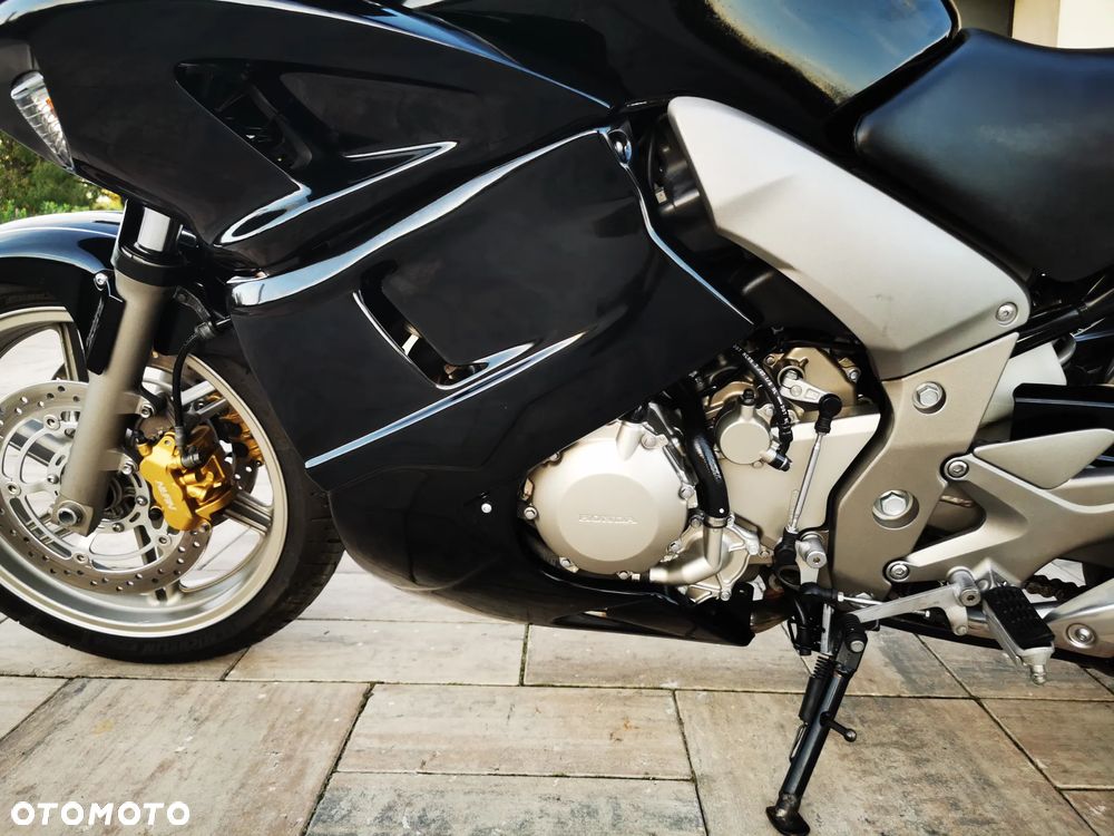 Honda CBF - 13
