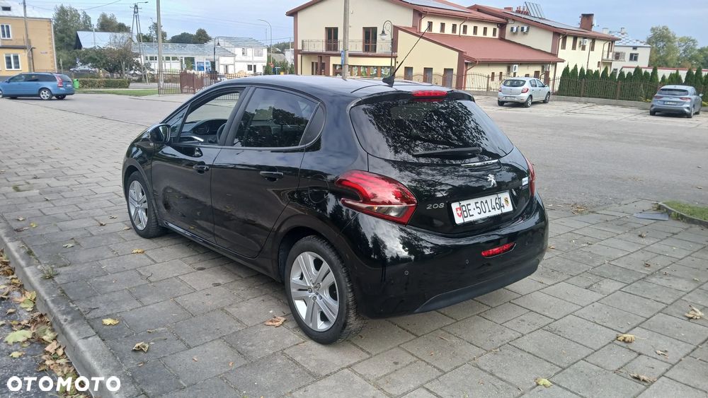 Peugeot 208 1.2 PureTech Style - 5
