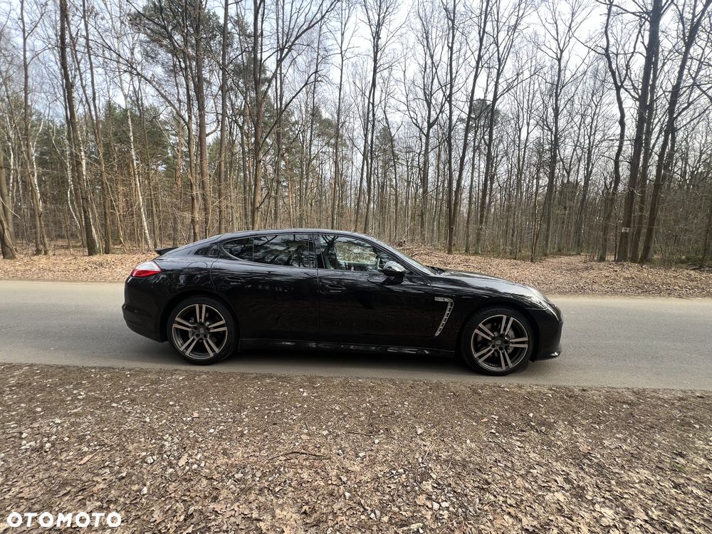 Porsche Panamera 4S PDK - 21